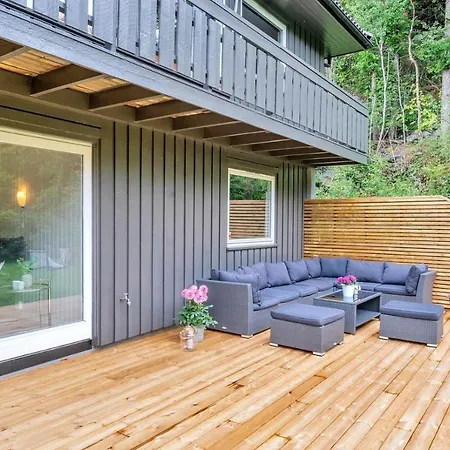Nice Modern House In With Lovely Patio 公寓 克里斯蒂安桑