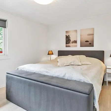 Nice Modern House In With Lovely Patio Leilighet Kristiansand