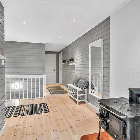 Nice Modern House In With Lovely Patio * Kristiansand